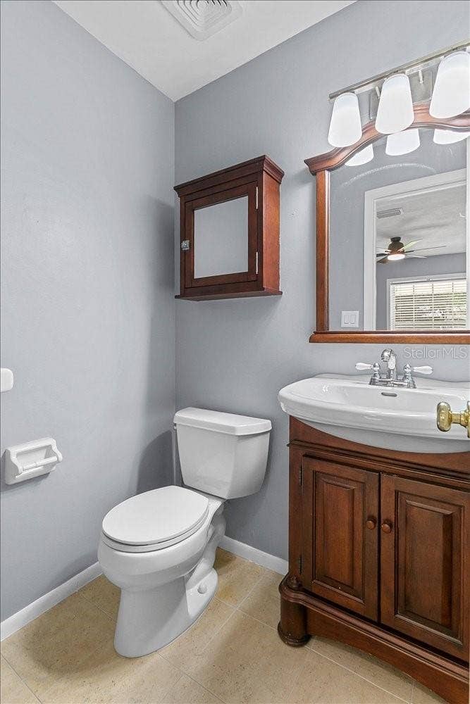 2619 W PONKAN ROAD, Apopka, FL 32712 2619 W PONKAN ROAD, Apopka, FL 32712
