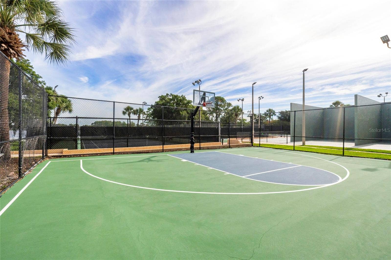 6350 PARSON BROWN DRIVE, Orlando, FL 32819 6350 PARSON BROWN DRIVE, Orlando, FL 32819