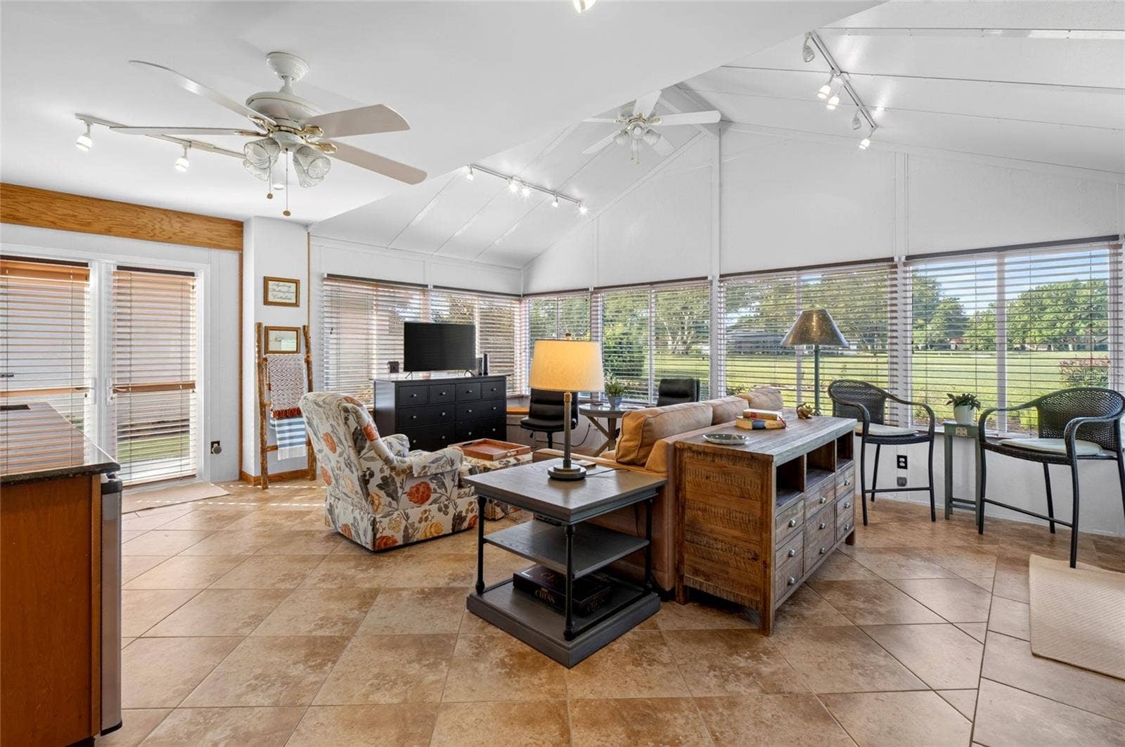 6350 PARSON BROWN DRIVE, Orlando, FL 32819 6350 PARSON BROWN DRIVE, Orlando, FL 32819