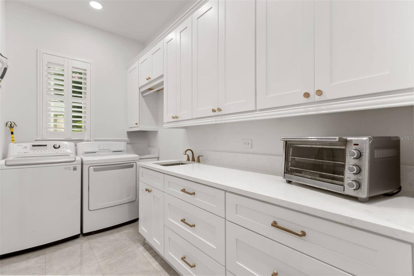 Butler's Pantry