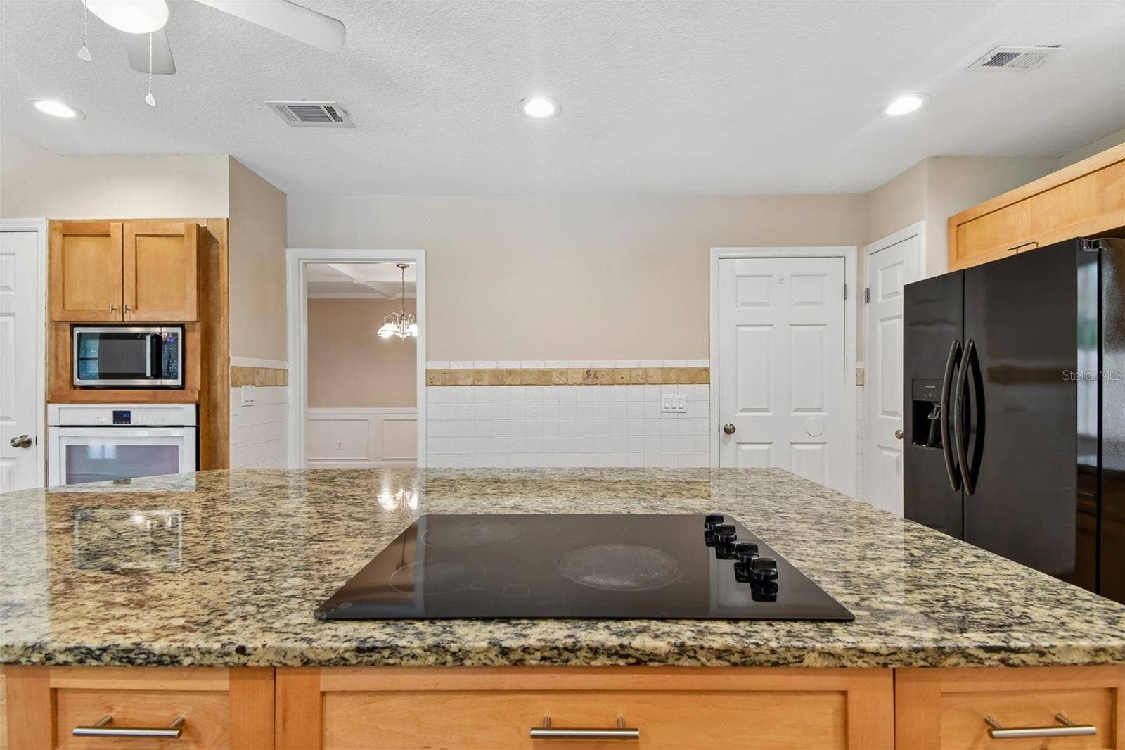 755 KEENELAND PIKE, Lake Mary, FL 32746 Cooktop in Island