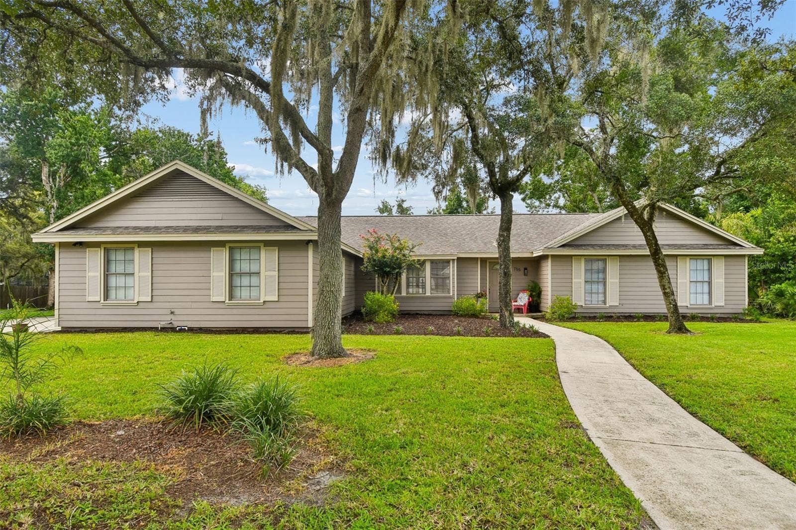 755 KEENELAND PIKE, Lake Mary, FL 32746 Front of Home