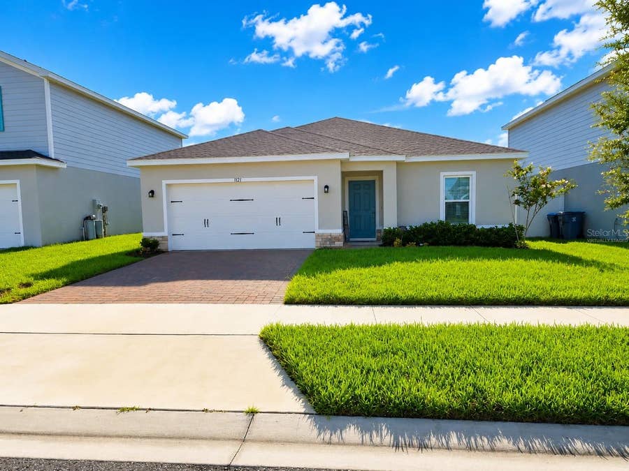 Property photo for 1121 LEXINGTON LANE, Haines City, FL