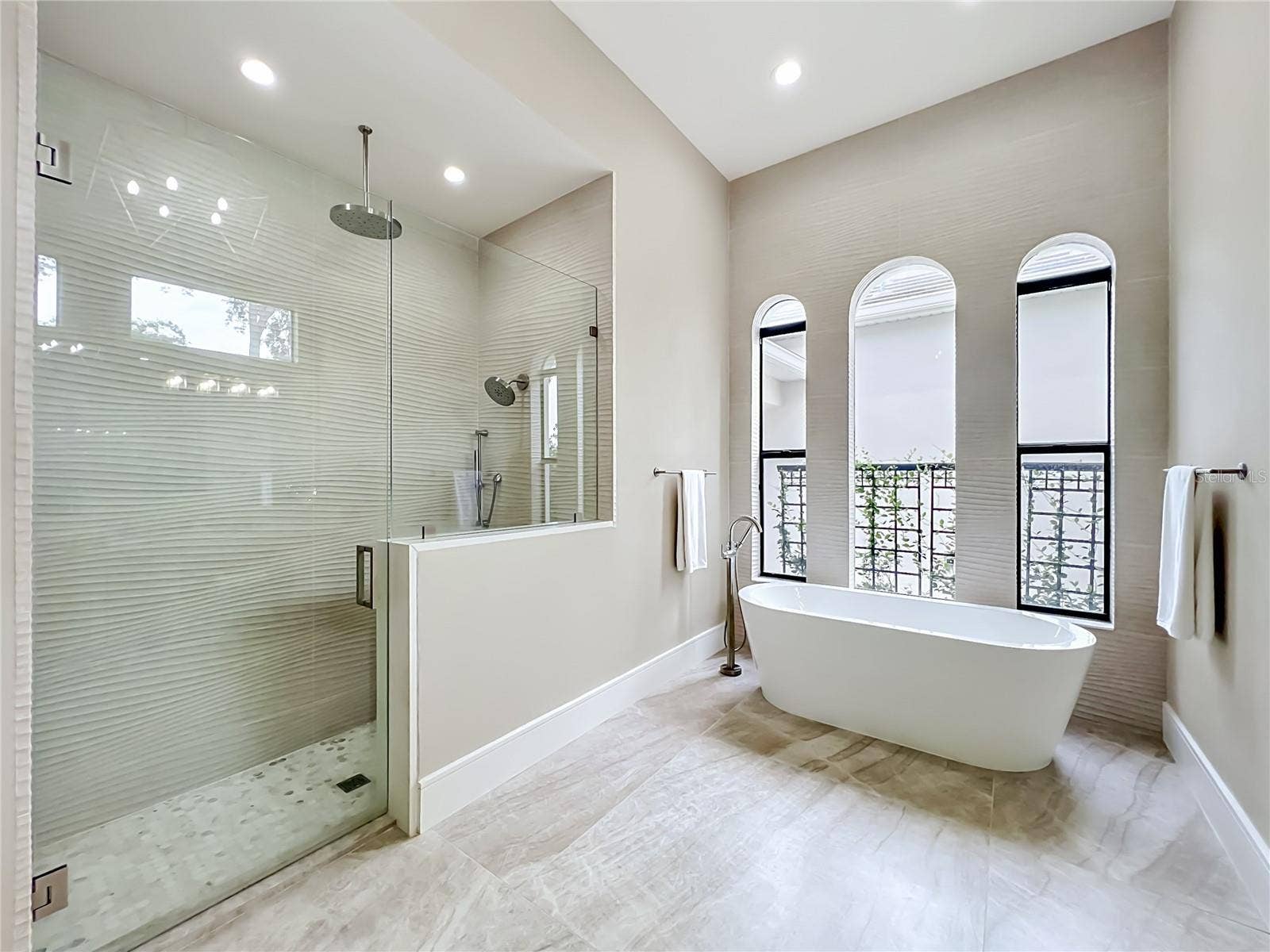 4205 CLARICE ESTATES DRIVE, Windermere, FL 34786 4205 CLARICE ESTATES DRIVE, Windermere, FL 34786