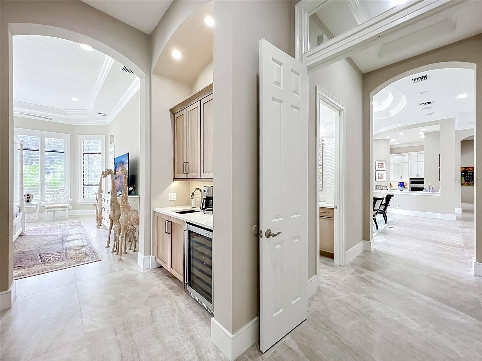 4205 CLARICE ESTATES DRIVE, Windermere, FL 34786 4205 CLARICE ESTATES DRIVE, Windermere, FL 34786