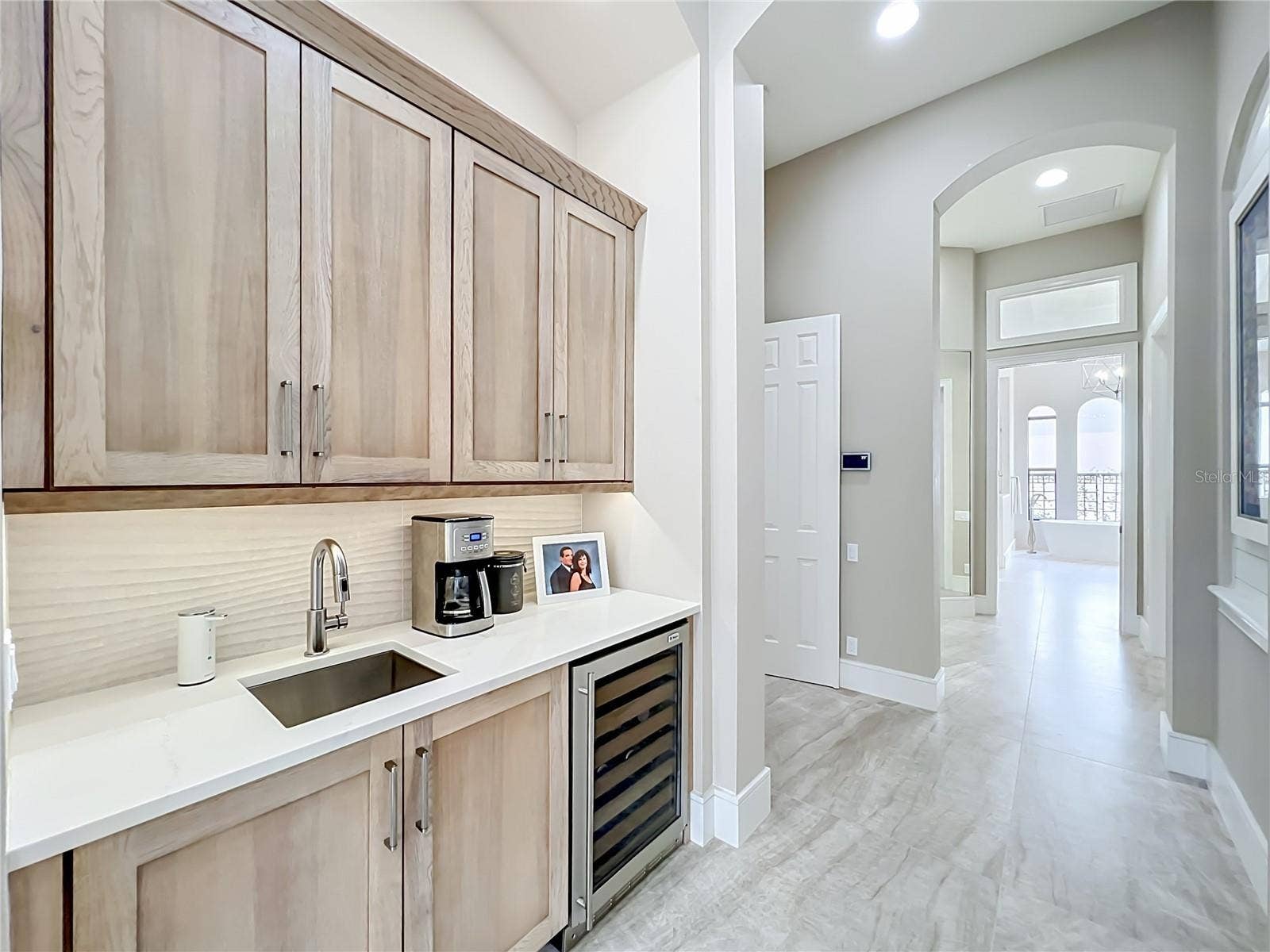 4205 CLARICE ESTATES DRIVE, Windermere, FL 34786 4205 CLARICE ESTATES DRIVE, Windermere, FL 34786