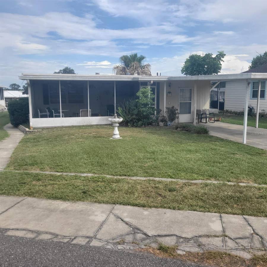 Property photo for 1403 LAKEVIEW DRIVE, Tavares, FL