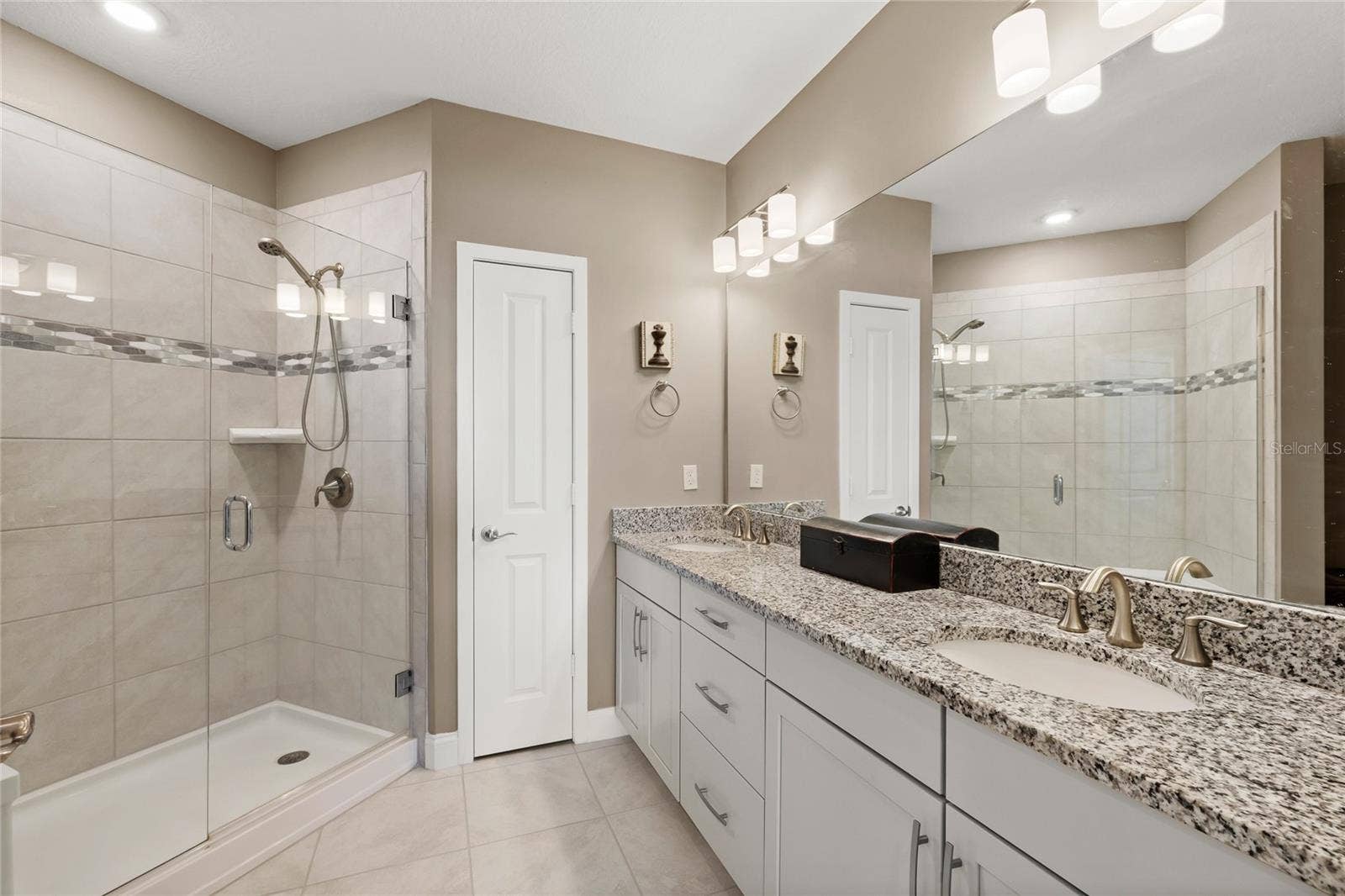 7505 LAUREATE BOULEVARD, #2206, Orlando, FL 32827 7505 LAUREATE BOULEVARD, #2206, Orlando, FL 32827