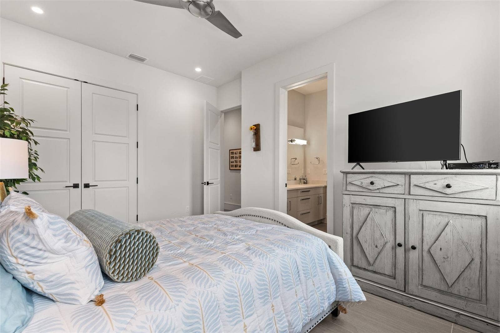 660 W MORSE BOULEVARD, Winter Park, FL 32789 660 W MORSE BOULEVARD, Winter Park, FL 32789