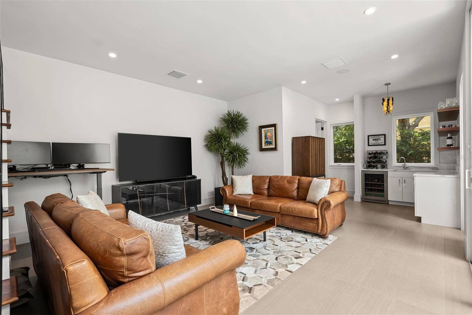 660 W MORSE BOULEVARD, Winter Park, FL 32789 660 W MORSE BOULEVARD, Winter Park, FL 32789