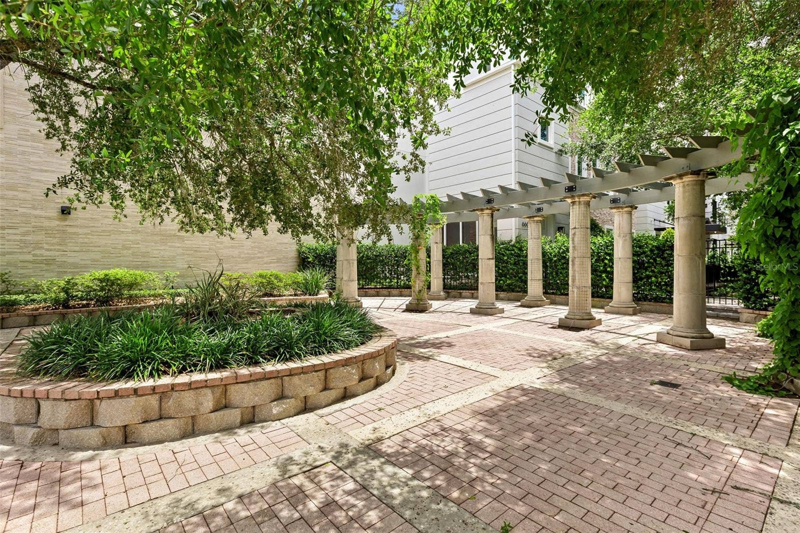 660 W MORSE BOULEVARD, Winter Park, FL 32789 660 W MORSE BOULEVARD, Winter Park, FL 32789