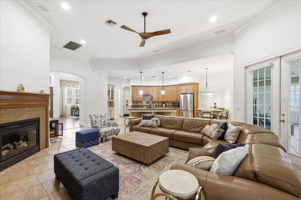 6124 FOXFIELD COURT, Windermere, FL 34786 6124 FOXFIELD COURT, Windermere, FL 34786