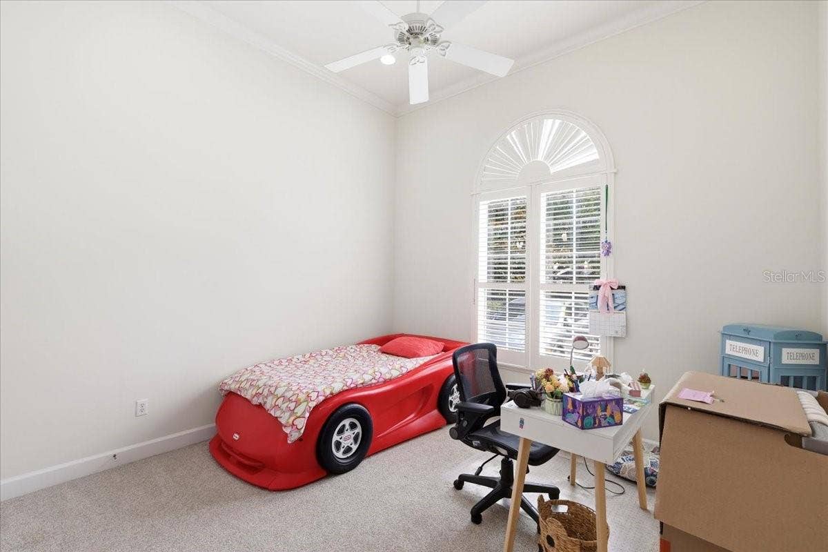 6124 FOXFIELD COURT, Windermere, FL 34786 6124 FOXFIELD COURT, Windermere, FL 34786