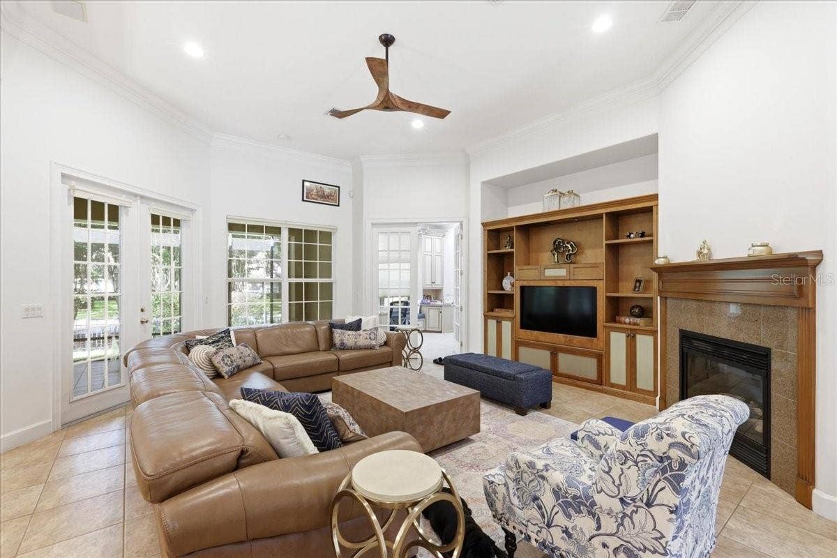 6124 FOXFIELD COURT, Windermere, FL 34786 6124 FOXFIELD COURT, Windermere, FL 34786