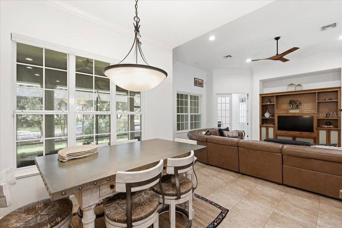 6124 FOXFIELD COURT, Windermere, FL 34786 6124 FOXFIELD COURT, Windermere, FL 34786