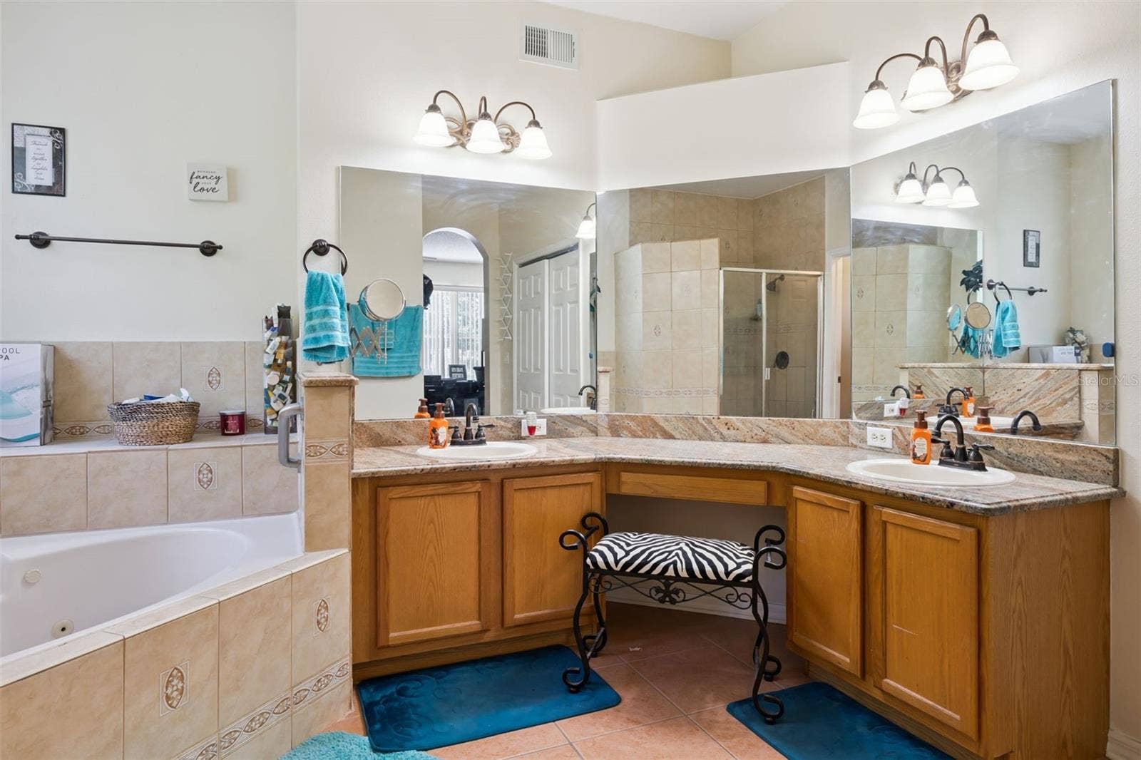 1603 JOHNS COVE LN, Oakland, FL 34787 1603 JOHNS COVE LN, Oakland, FL 34787