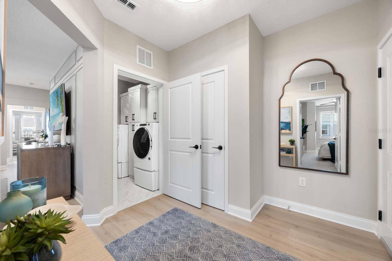 7557 LAUREATE BOULEVARD, #6407, Orlando, FL 32827 Foyer to Laundry Room