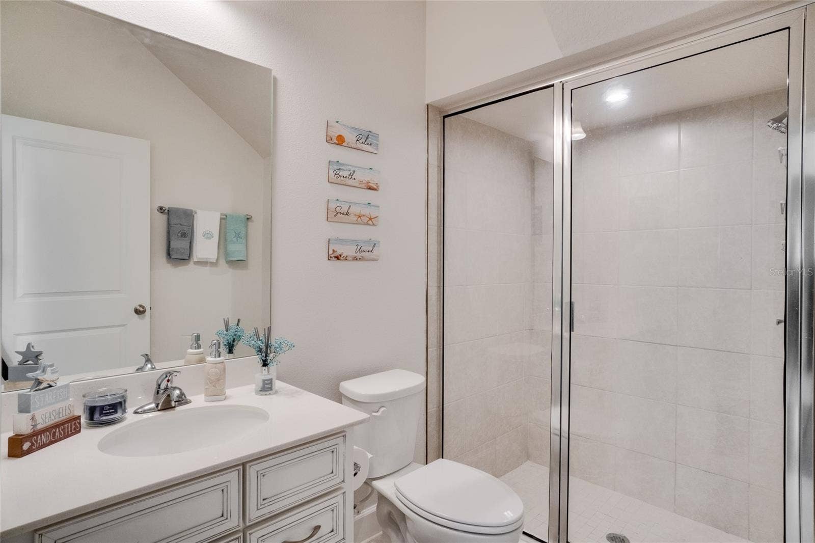 7024 LANIER FALLS ROAD, Deland, FL 32724 7024 LANIER FALLS ROAD, Deland, FL 32724