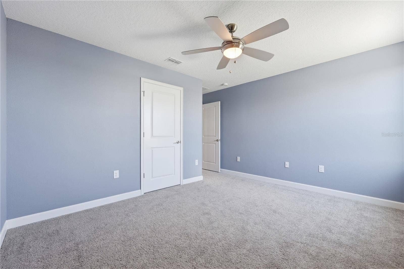 1463 BUNKER DRIVE, Davenport, FL 33896