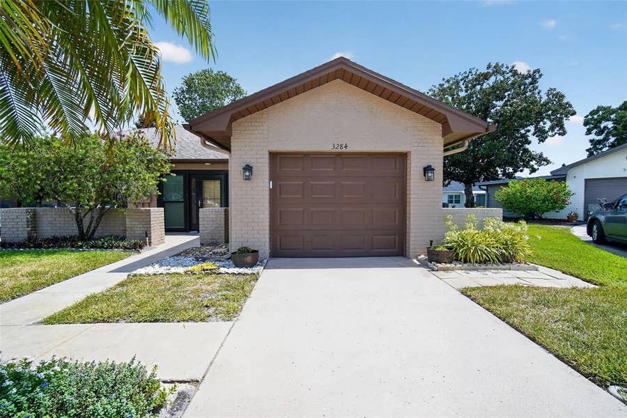 Property photo for 3284 GORSE COURT, Palm Harbor, FL