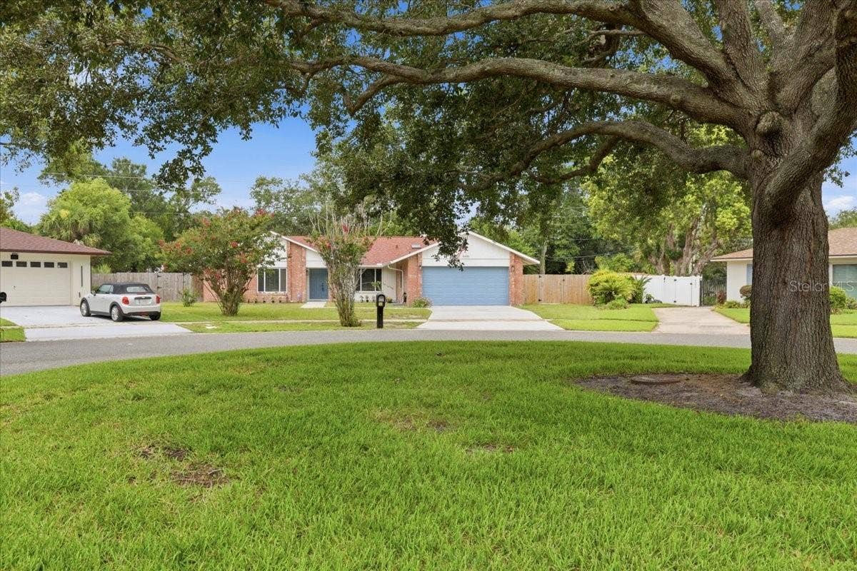 8495 CARAWAY COURT, Orlando, FL 32819 8495 CARAWAY COURT, Orlando, FL 32819