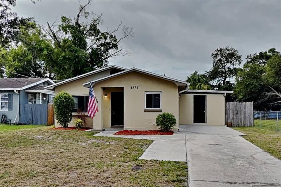 Property photo for Tampa, FL