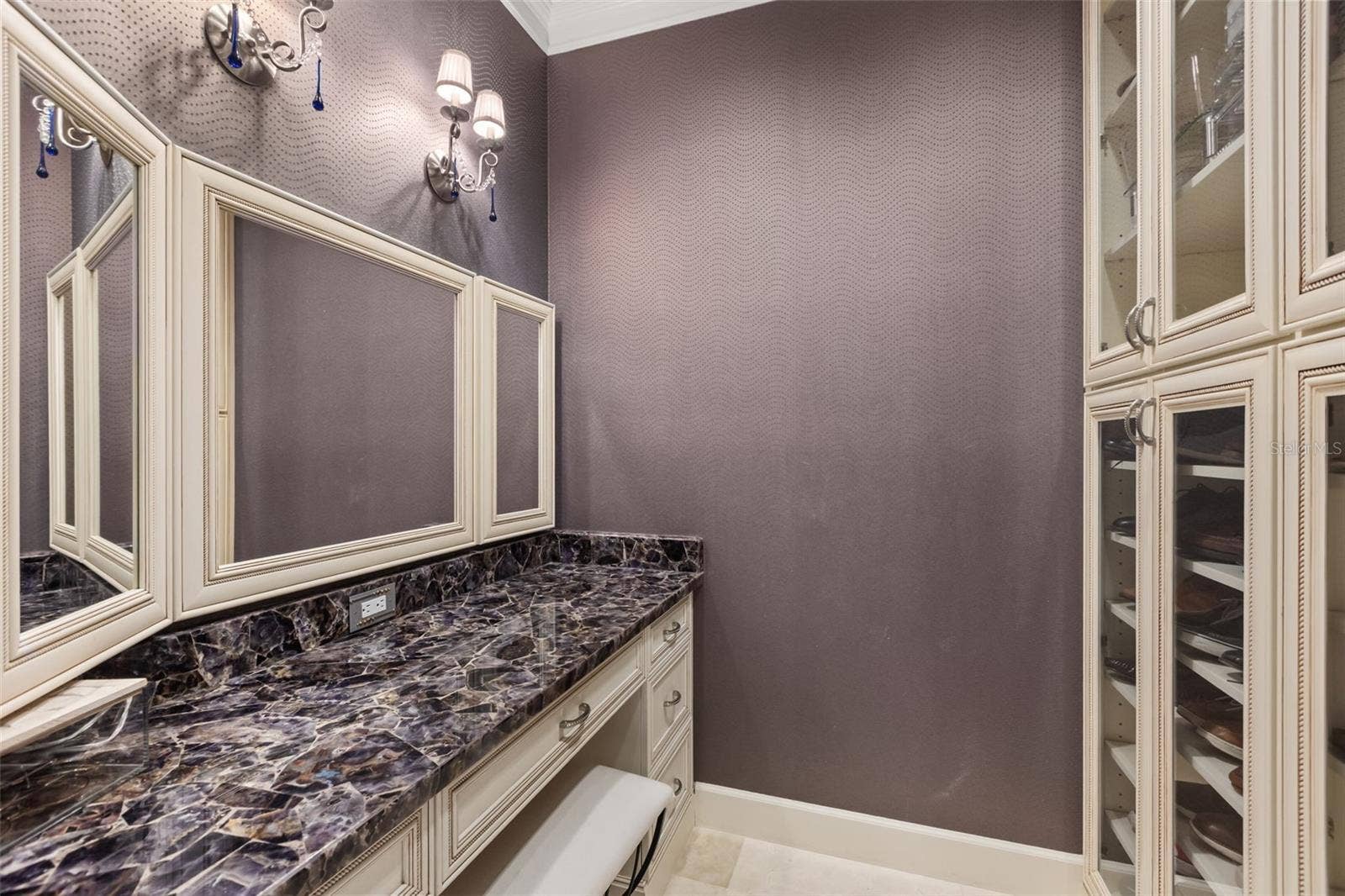 100 S EOLA DRIVE, #119, Orlando, FL 32801 100 S EOLA DRIVE, #119, Orlando, FL 32801