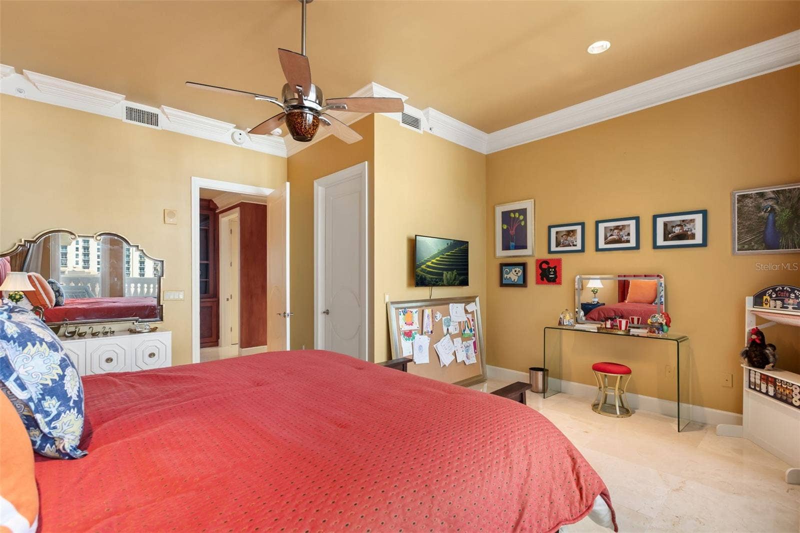100 S EOLA DRIVE, #119, Orlando, FL 32801 100 S EOLA DRIVE, #119, Orlando, FL 32801