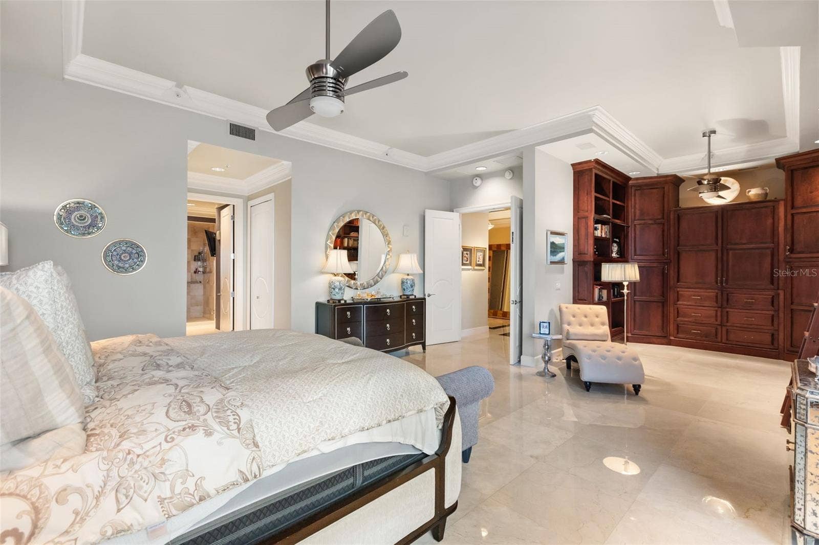 100 S EOLA DRIVE, #119, Orlando, FL 32801 100 S EOLA DRIVE, #119, Orlando, FL 32801