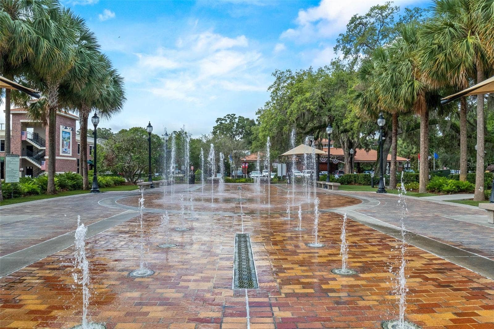 844 OAKLAND PARK BOULEVARD, Winter Garden, FL 34787 Short Golf Cart Drive to Downtown WG