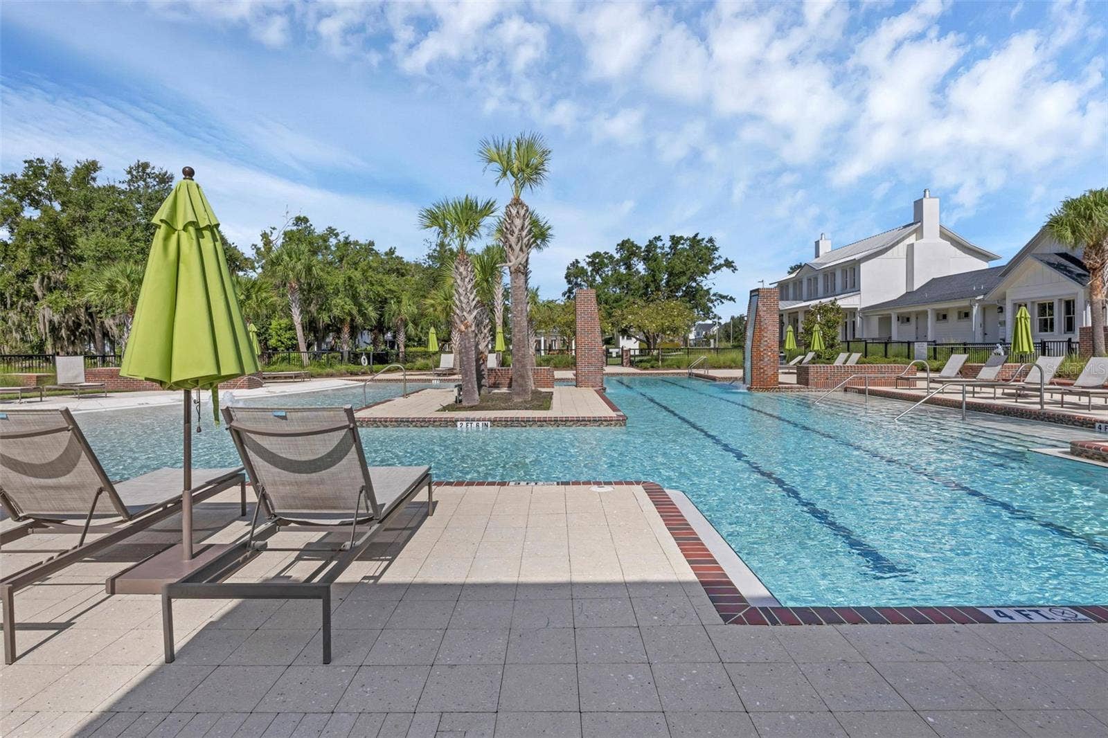 844 OAKLAND PARK BOULEVARD, Winter Garden, FL 34787 Community Pool