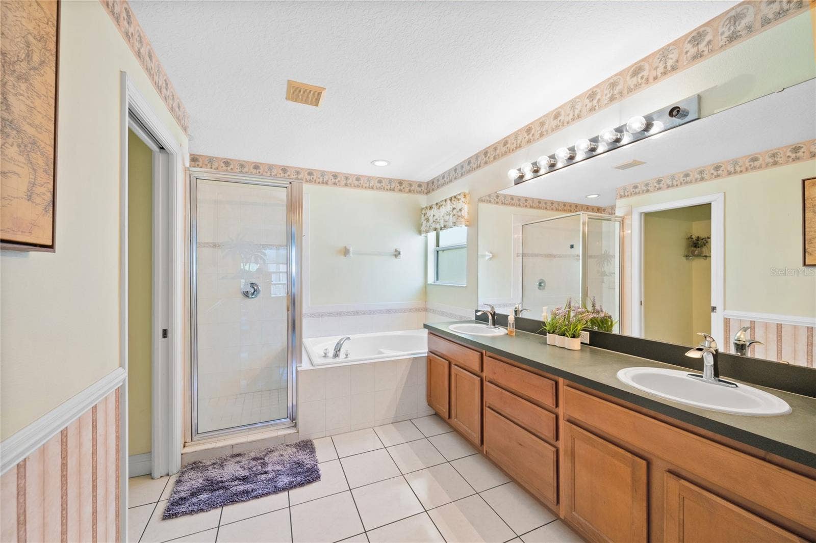 4930 ATWOOD DRIVE, Orlando, FL 32828 4930 ATWOOD DRIVE, Orlando, FL 32828