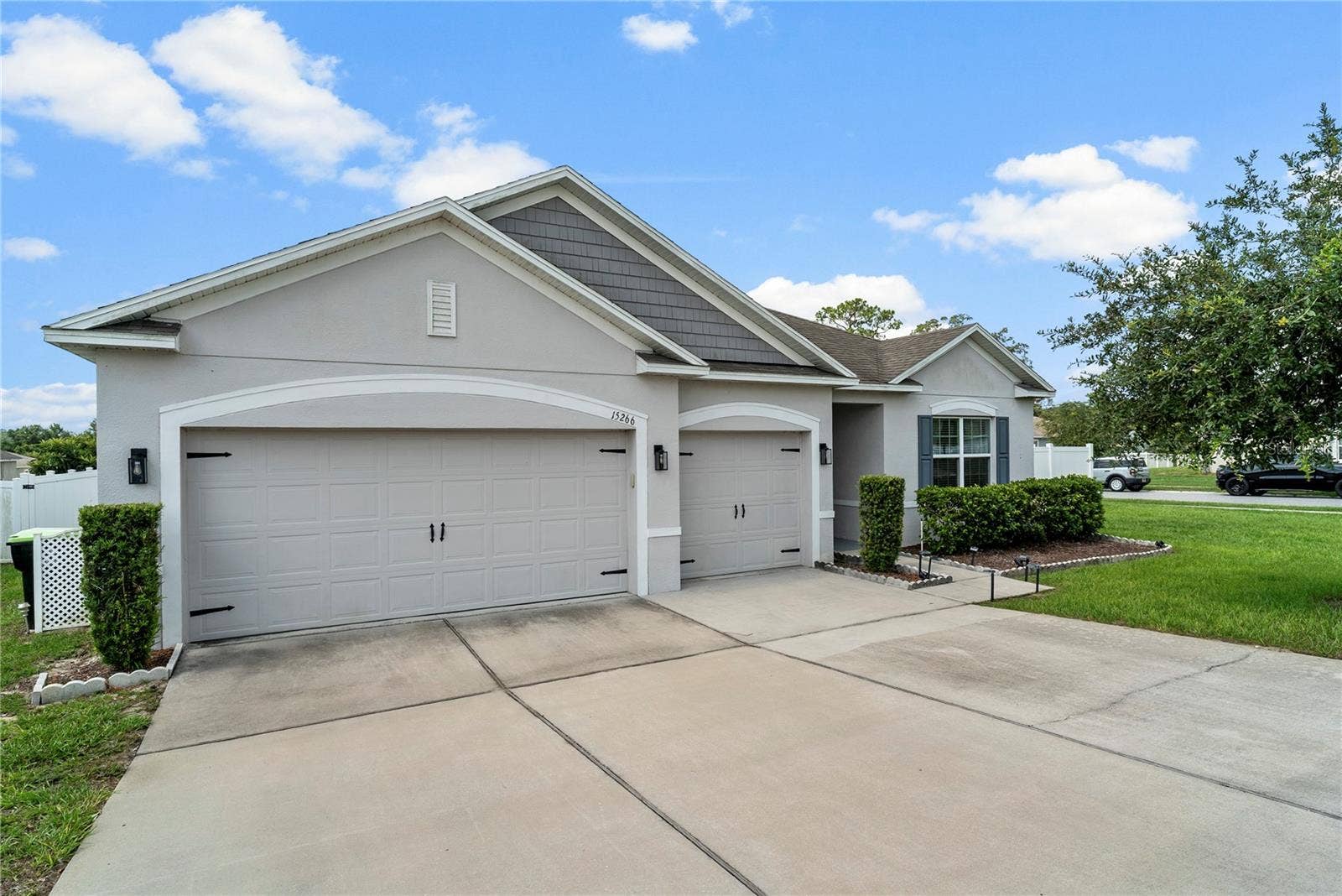 15266 AQUARIUS WAY, Mascotte, FL 34753 15266 AQUARIUS WAY, Mascotte, FL 34753