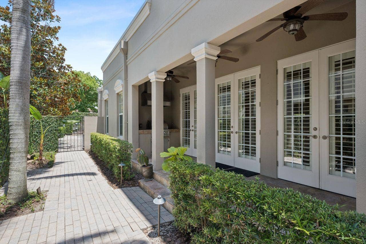 1138 S PENNSYLVANIA AVENUE, Winter Park, FL 32789 1138 S PENNSYLVANIA AVENUE, Winter Park, FL 32789