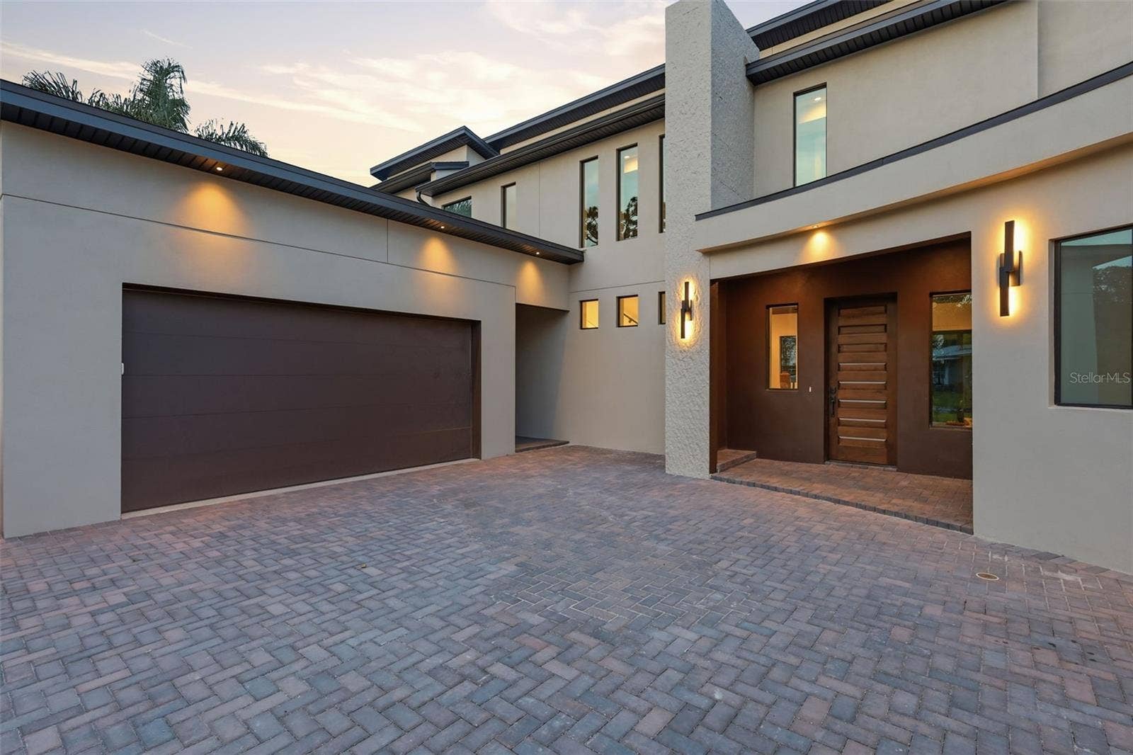 1615 COLE ROAD, Orlando, FL 32803 Front Elavtion