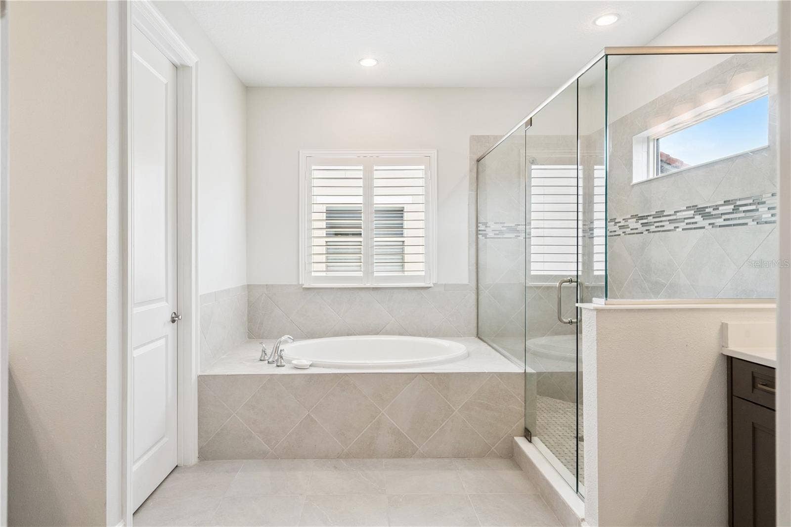 15709 SHOREBIRD LANE, Winter Garden, FL 34787 Primary Bath