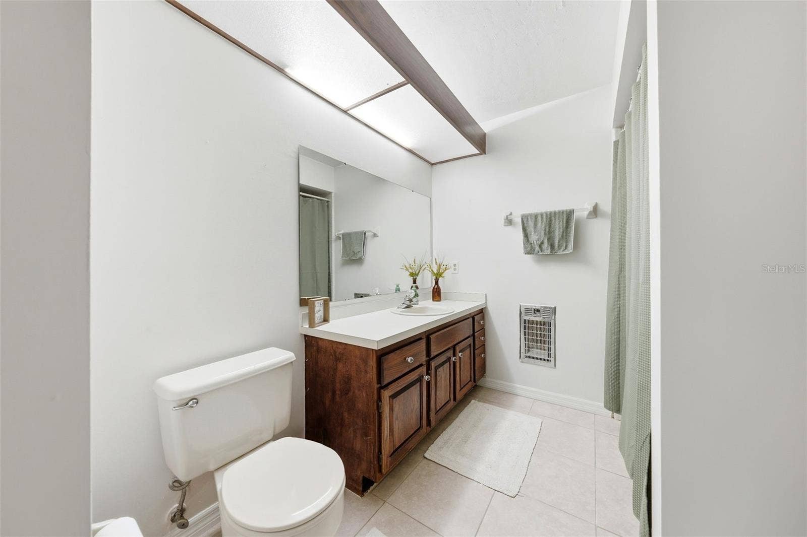 1805 VIRGINIA COURT, Tavares, FL 32778 1805 VIRGINIA COURT, Tavares, FL 32778