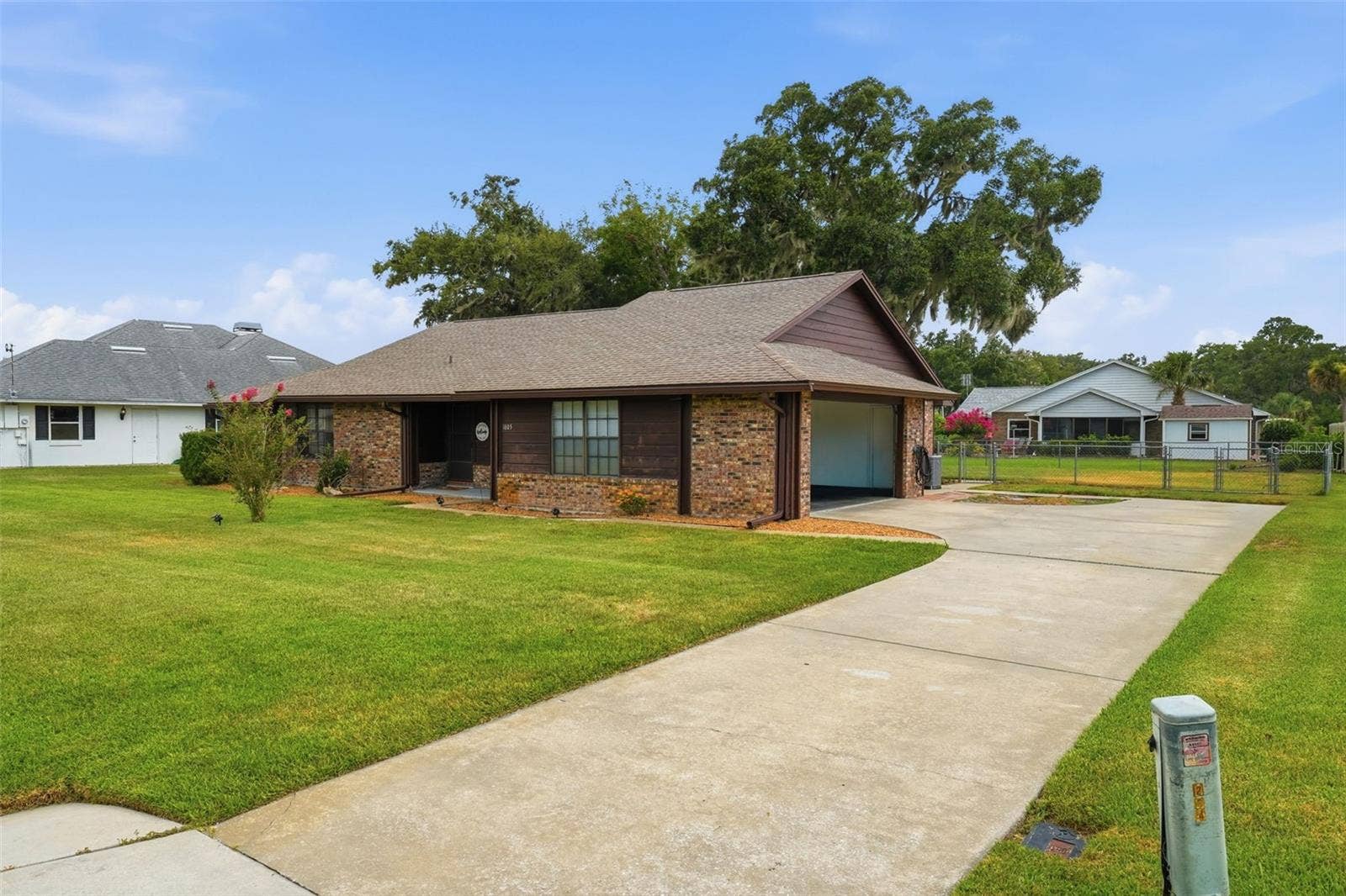 1805 VIRGINIA COURT, Tavares, FL 32778 1805 VIRGINIA COURT, Tavares, FL 32778