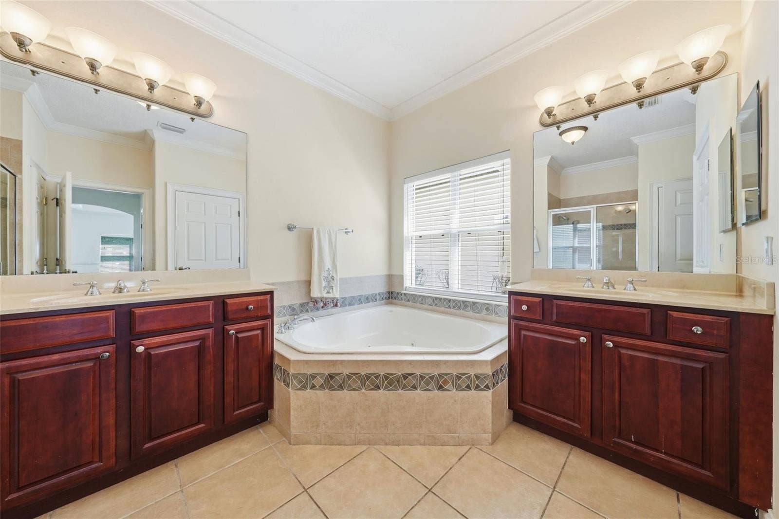6967 BRESCIA WAY, Orlando, FL 32819 6967 BRESCIA WAY, Orlando, FL 32819