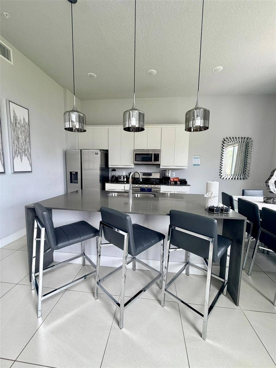 7770 SANDY RIDGE DRIVE, #207, Reunion, FL 34747 7770 SANDY RIDGE DRIVE, #207, Reunion, FL 34747