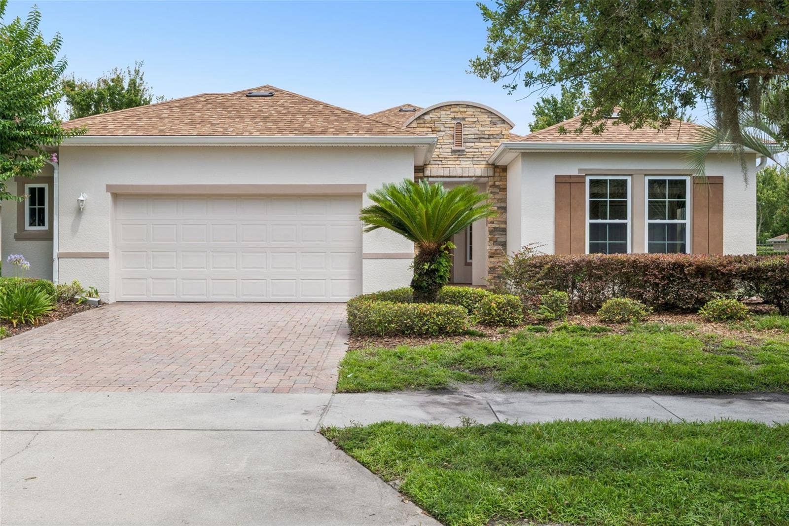 1391 HAYTON AVE., DeLand, FL 32724 1391 HAYTON AVE., DeLand, FL 32724