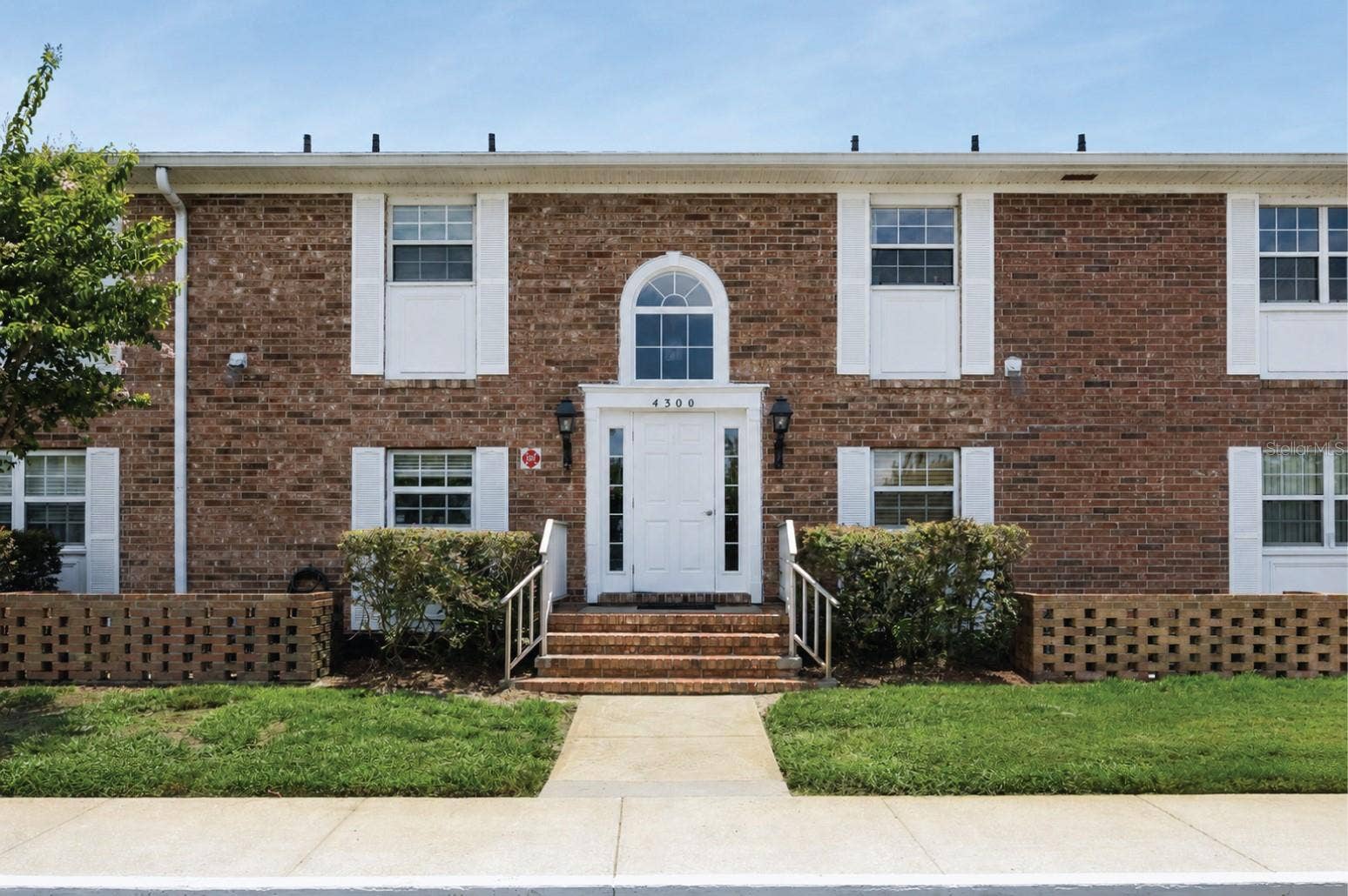 4300 LAKE UNDERHILL ROAD, #23B2, Orlando, FL 32803 4300 LAKE UNDERHILL ROAD, #23B2, Orlando, FL 32803