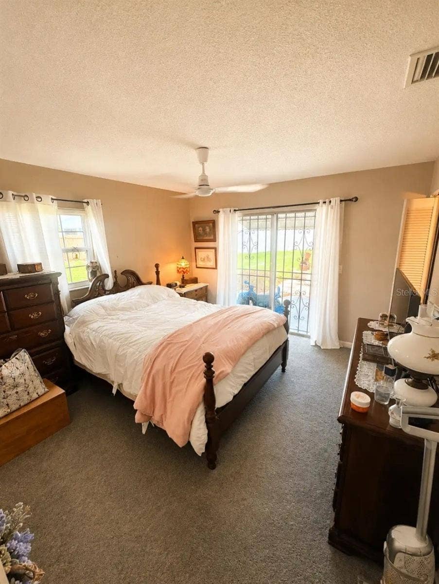 93 GLASS COURT, Port Orange, FL 32129 93 GLASS COURT, Port Orange, FL 32129