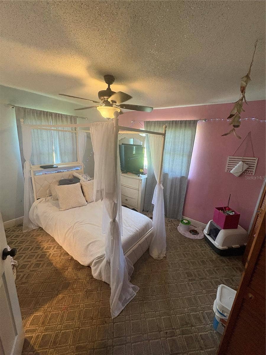 94 GLASS COURT, Port Orange, FL 32129 94 GLASS COURT, Port Orange, FL 32129