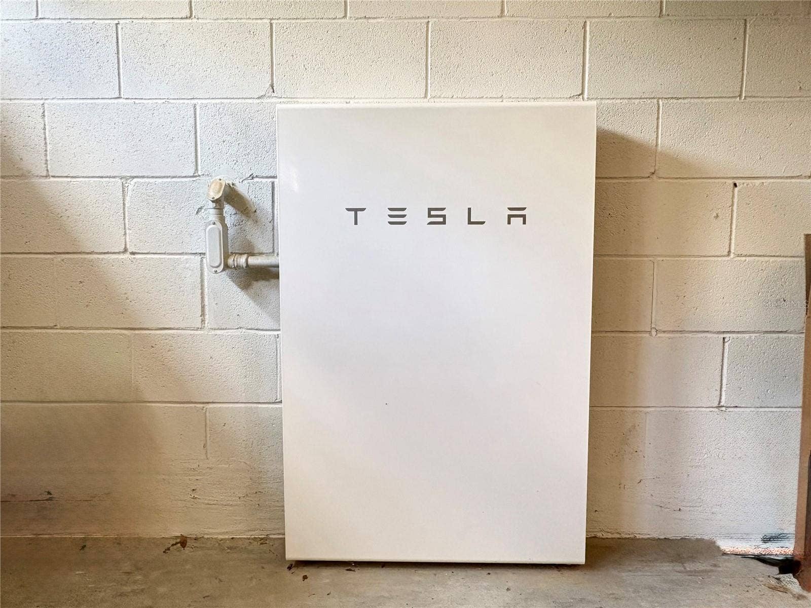 16082 HAMPTON CROSSING DRIVE, Winter Garden, FL 34787 Tesla Whole Home Battery
