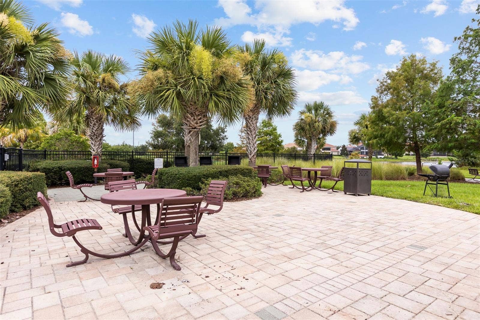 16082 HAMPTON CROSSING DRIVE, Winter Garden, FL 34787 16082 HAMPTON CROSSING DRIVE, Winter Garden, FL 34787