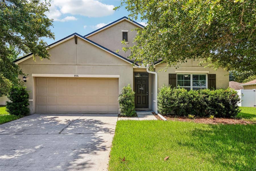 Property photo for 806 GRAND PARK COURT, DeLand, FL