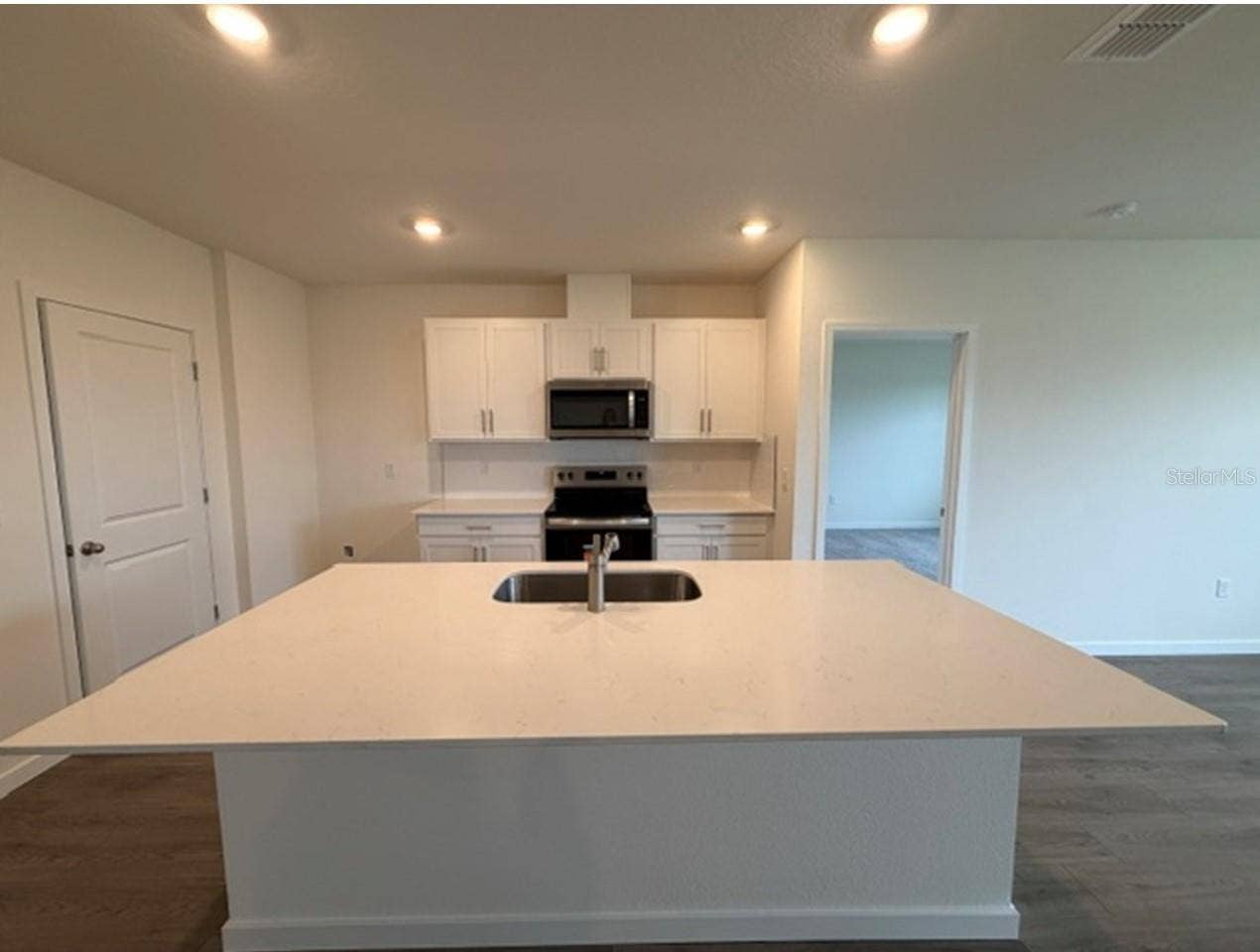 4922 MARSHELDER STREET, Apopka, FL 32712 4922 MARSHELDER STREET, Apopka, FL 32712