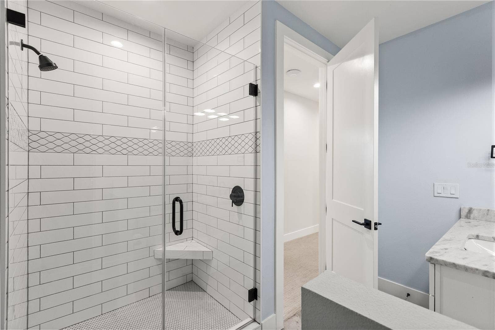 907 CELADON STREET, Winter Garden, FL 34787 Second floor, Full bath access from hallway.