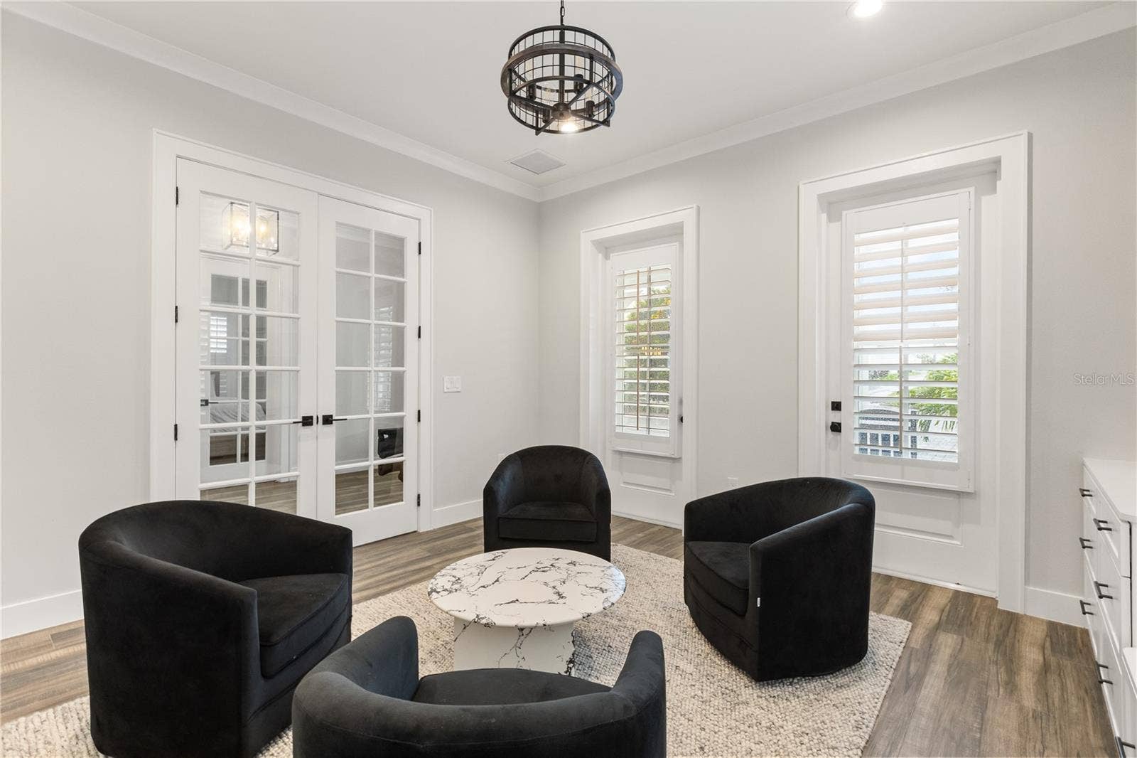 907 CELADON STREET, Winter Garden, FL 34787 Office meeting space in home